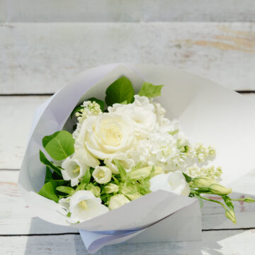 Perfect Posy - White