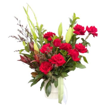 Be Mine – Rose & Lily Arrangement